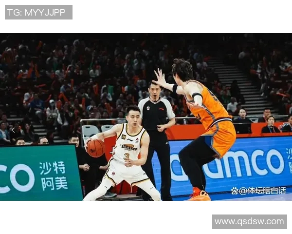 CBA激战辽宁队迎战北控队争夺季后赛名额的关键之战